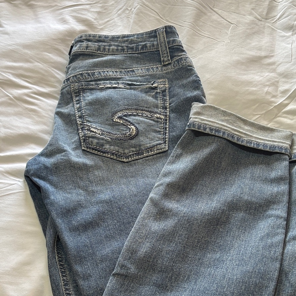 Silver Jeans Women's Straight Leg Denim in Medium Blue Wash size W27 29L